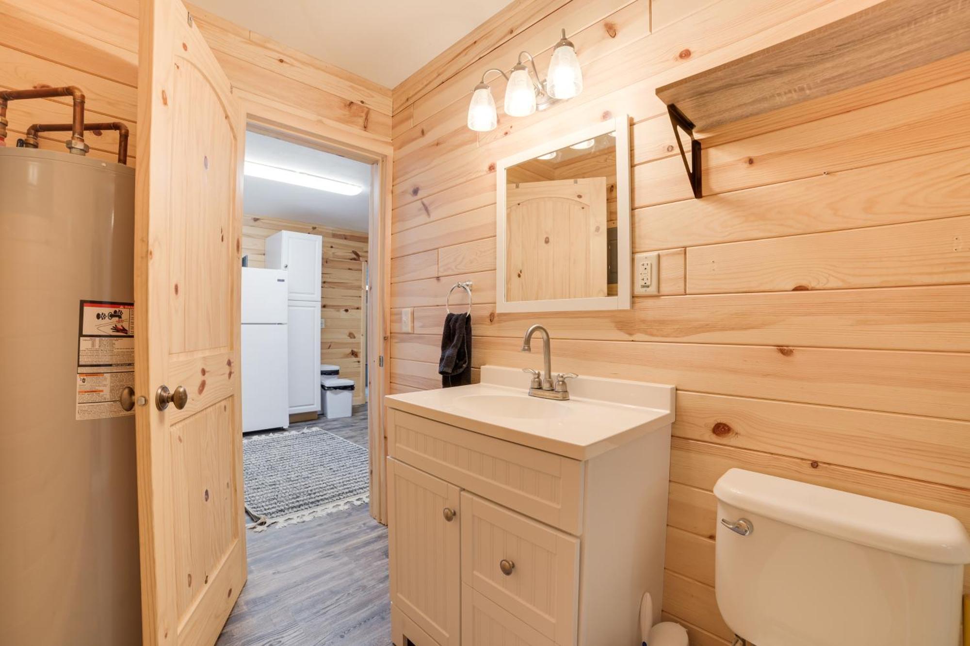 Scenic Evans Hideaway Steps To Lake Huron! Oscoda Exterior foto